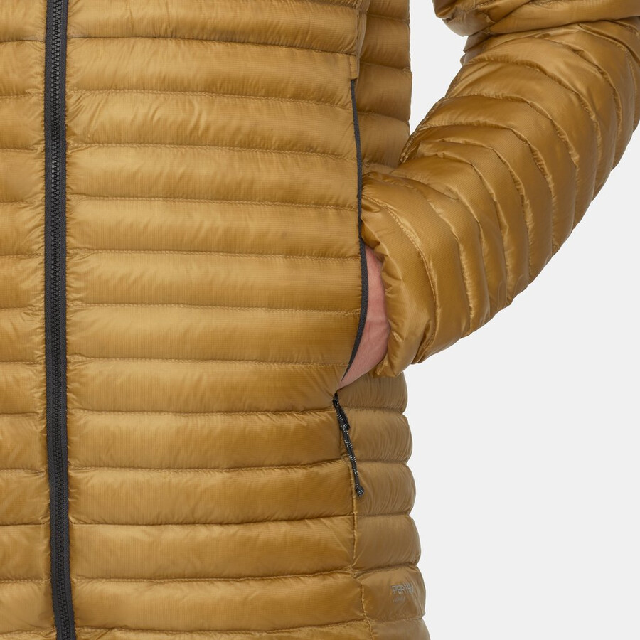 assos x mammut aenergy in フード付きジャケット メンズ ナチュラルブラウンベージュ