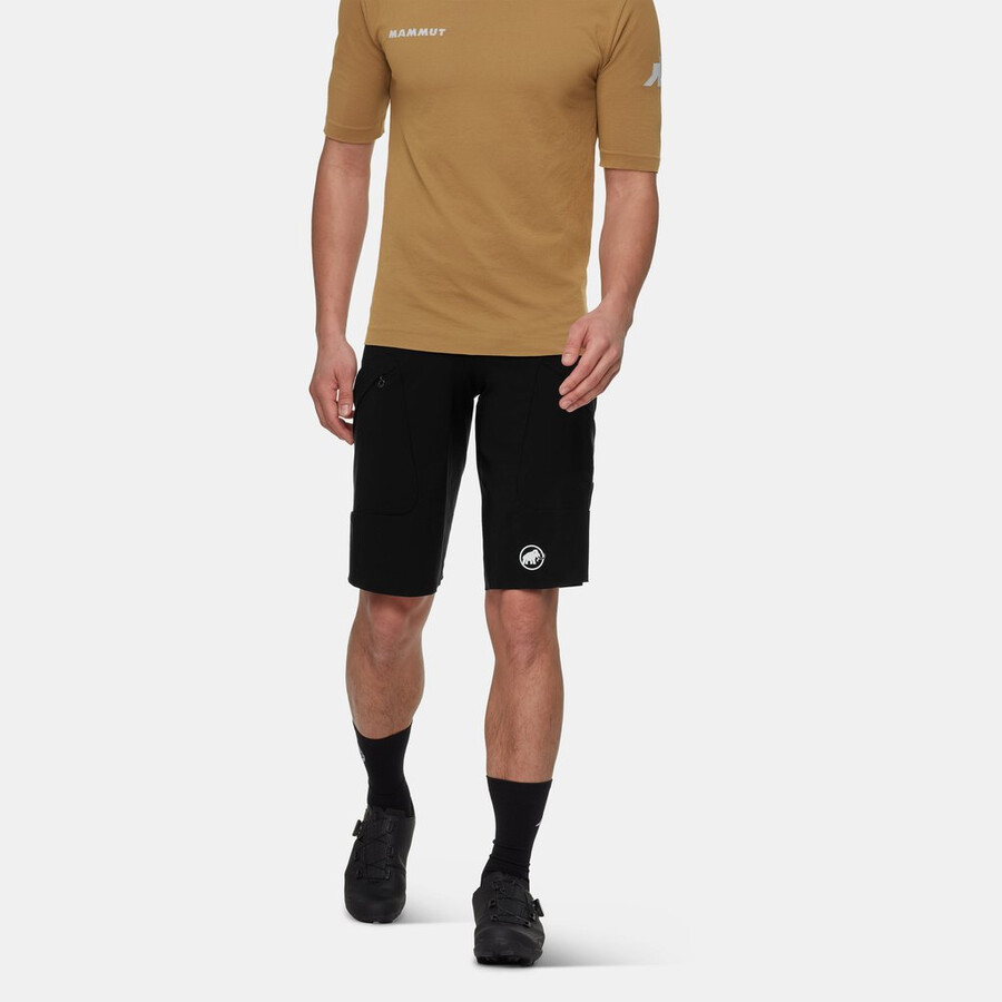 assos x mammut tactica カーゴ ショーツ t3 ブラック