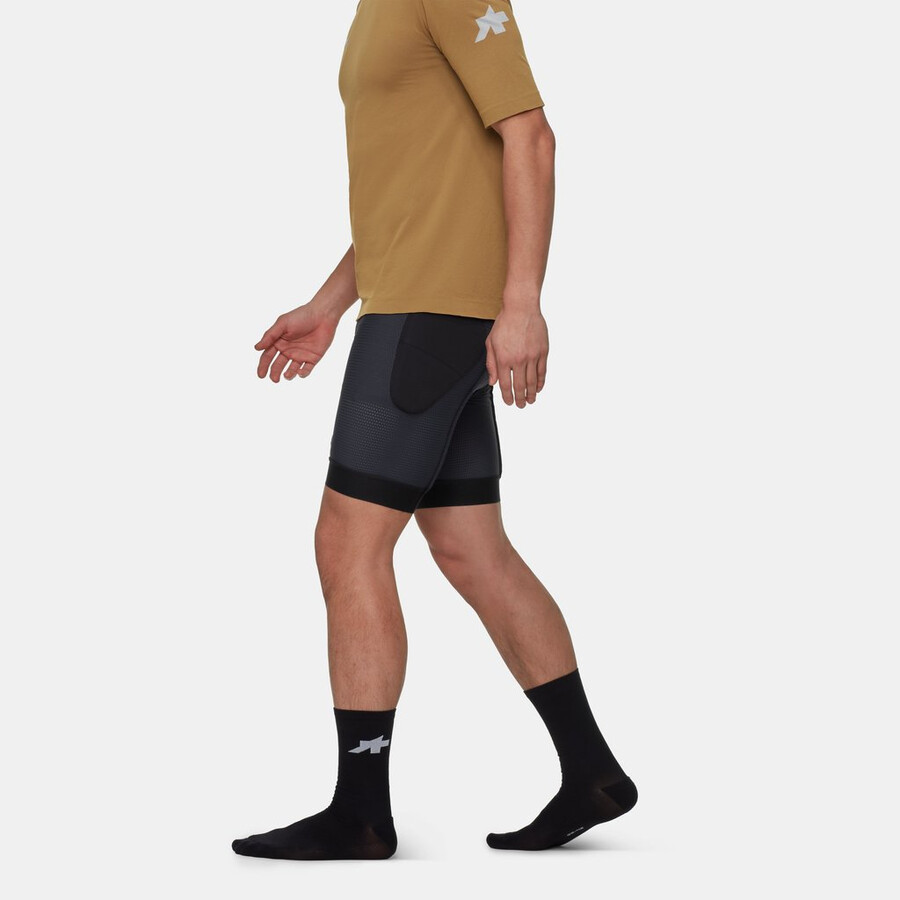 assos x mammut tactica ライナーショーツ hp t3 グレー