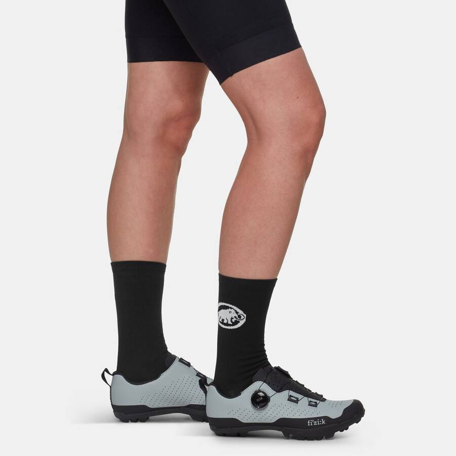 assos x mammut グラベルソックス 春秋 ブラック