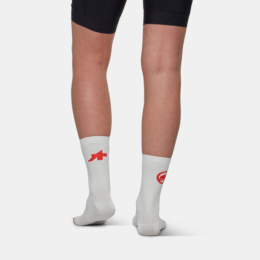 assos x mammut グラベルソックス サマー ホワイトレッド